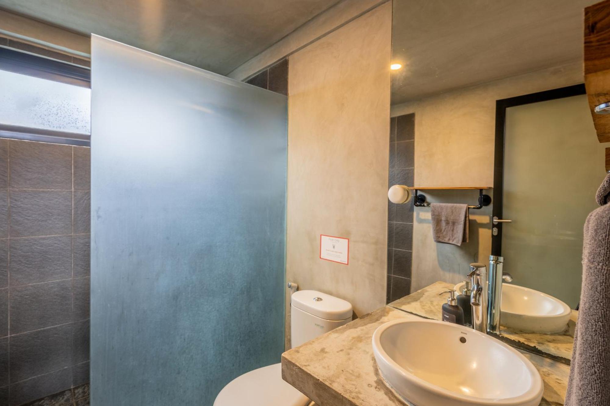 Berawa Loft By Betterplace Canggu Eksteriør billede